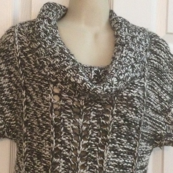 Mudd Sweater Top - Picture 2 of 6